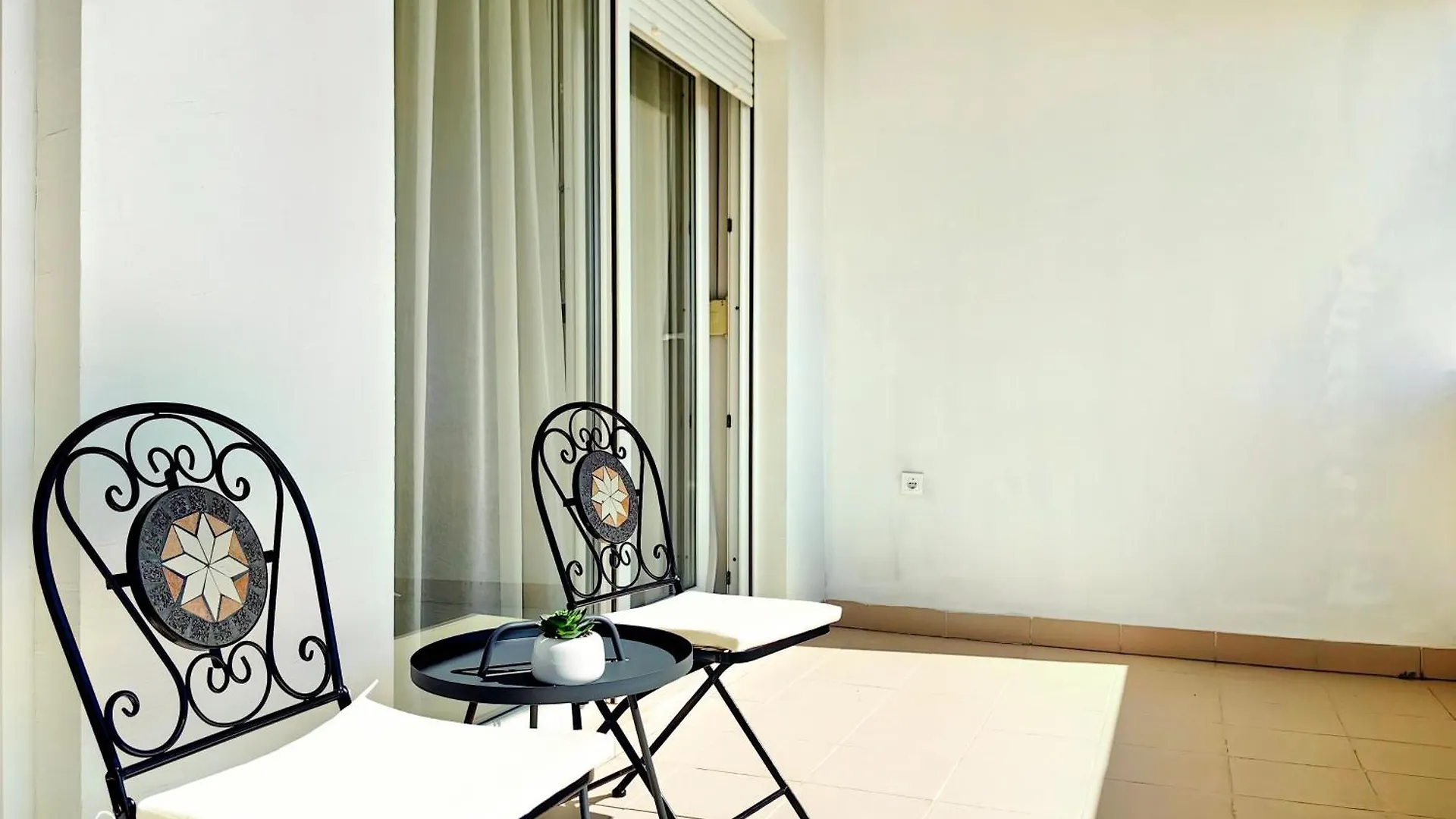 Apartment With Shared Pool Trogir Croácia
