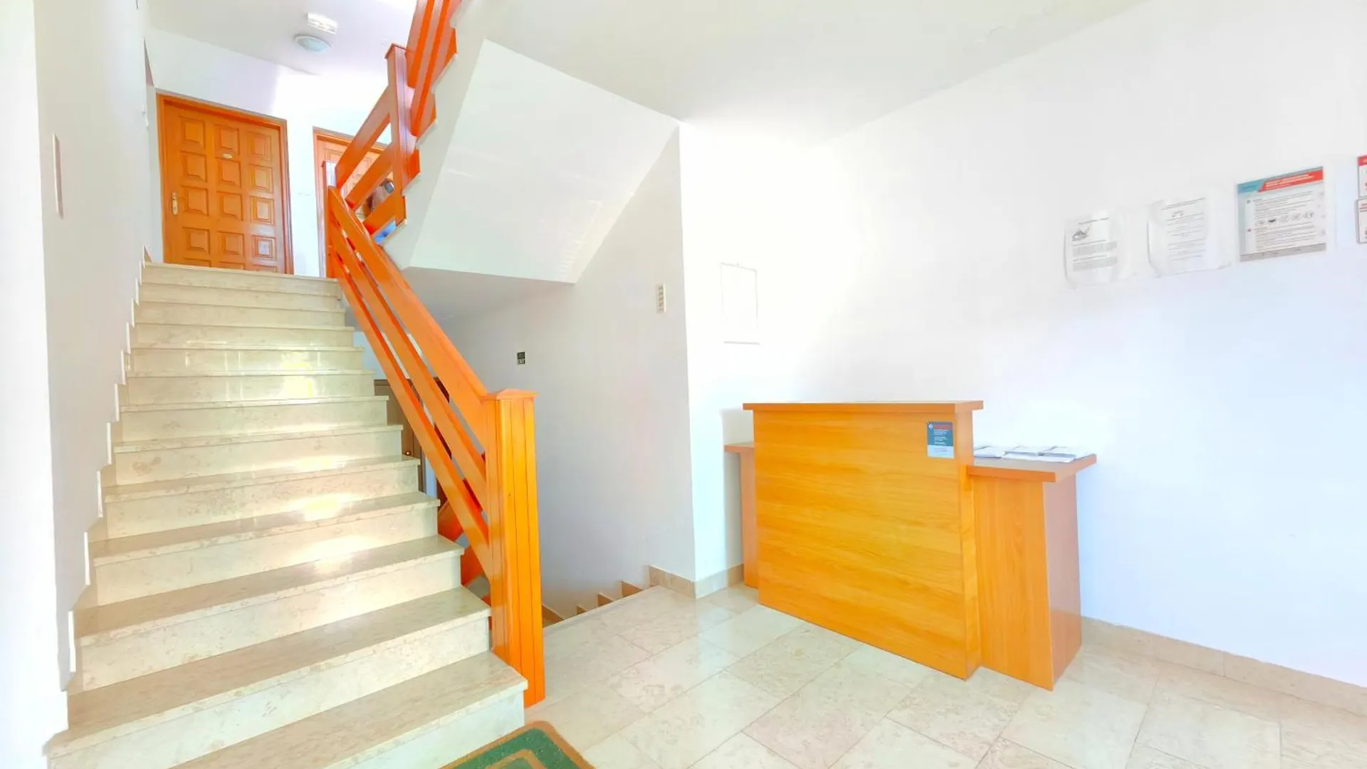 Apartment With Shared Pool Trogir